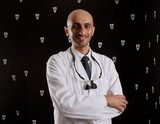 دكتور باسل ابوزور اسنان في جدة