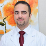 دكتور علي بركات اسنان في الرياض